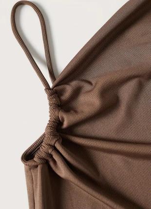 Кофта в рубчик на одне плече 3