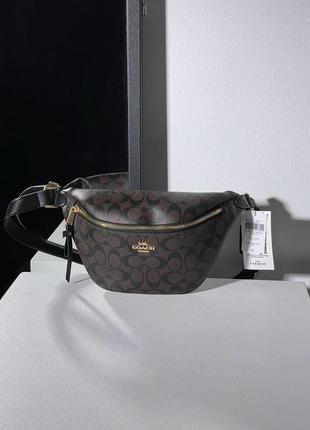 Бананка в стилі coach в наявності