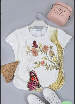 Белая футболка с рисунком цветами батал большой размер