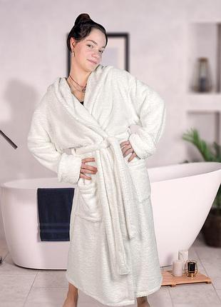 Халат жіночий s_m білий мікрофібра з капюшоном