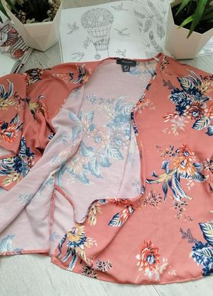 Блузка блуза кофточка на запах персикова з квітами яскрава з квітковим принтом актуальна5 фото