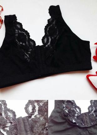 Красивый котоновый с кружевом черный топ