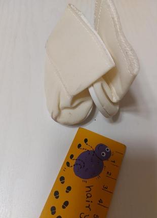 Обувь для куклы