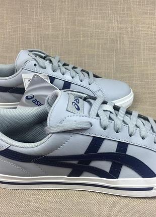 Кросівки. asics 2