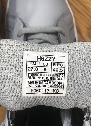 Кросівки. asics 8