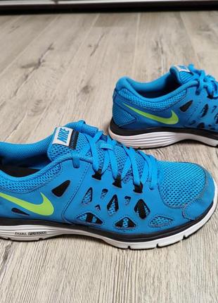 Кроссовки nike dual fusion run 3