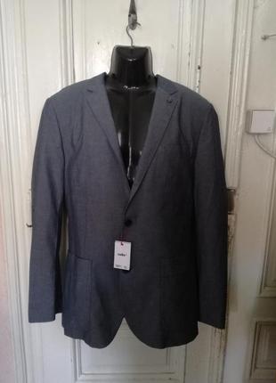 Чоловічий піджак