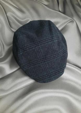 Продам крутую кепку с ушками london fog