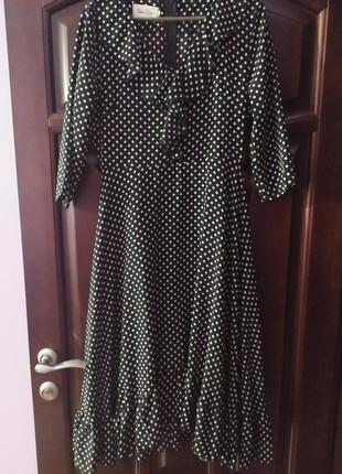 Сукня / сукні в горох, з рюшами