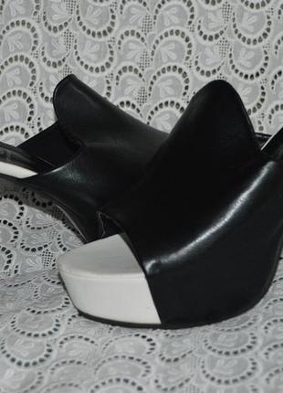 Шльопанці босоніжки  shoes xang розмір 41 маломірки на 39