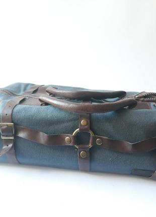Стильна спортивна сумка зі шкіряною фурнітурою2 фото