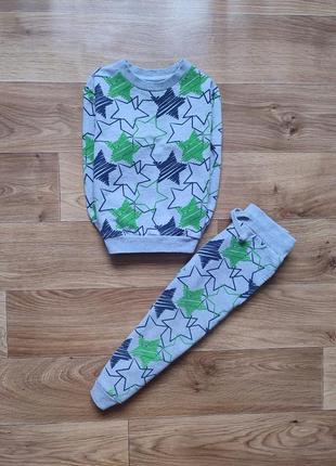 Гарний костюм