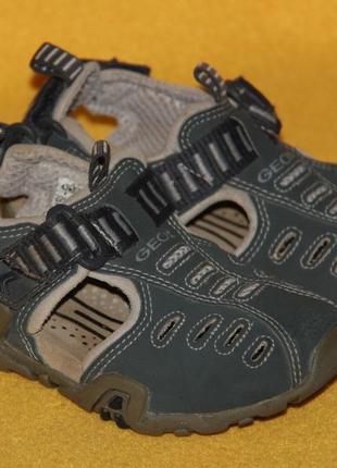 Закриті босоніжки, сандалі geox р. 26 устілка 16,5 см