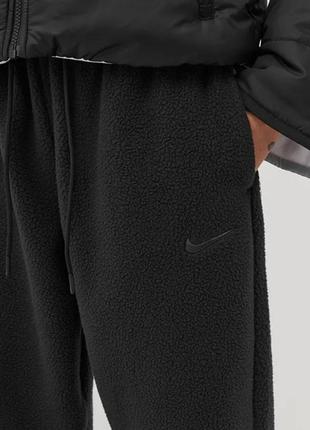 Штани фоісові шерпа teddy спортивні теплі nike sportswear plush jogger black 
dq6812-0102 фото