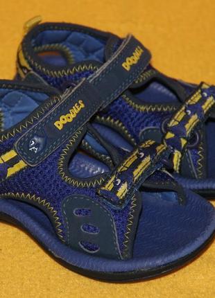 Босоніжки, сандалі clarks р. 23-24 устілка 14,5-15 см