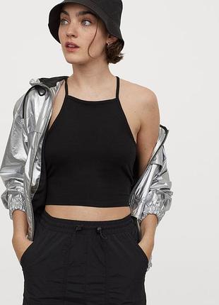 Черный кроп-топ с открытой спиной asos