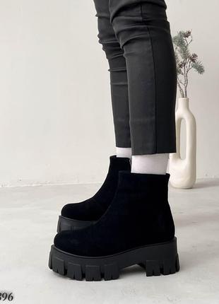 Женские зимние ботинки, черные, натуральная замша8 фото