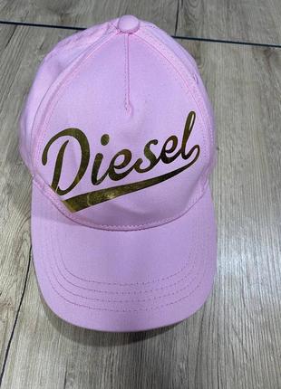 Детская розовая кепка от diesel1 фото