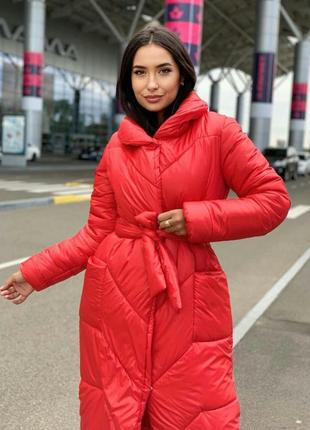 Пальто куртка женская длинная осенняя зимняя на осень зима теплое на синтепоне стеганное с капюшоном с поясом бежевое черное коричневое красное базовое2 фото