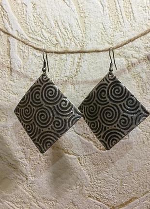 Сережки в етнічному стилі
