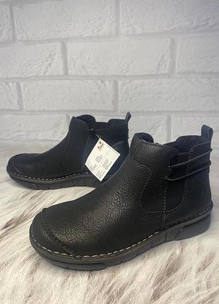 Зимові, жіночі черевики *rieker*