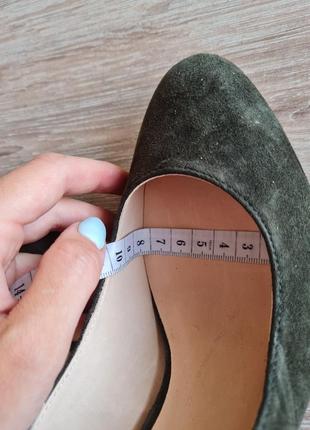 Замшеві туфлі на каблуках minelli зелені3 фото