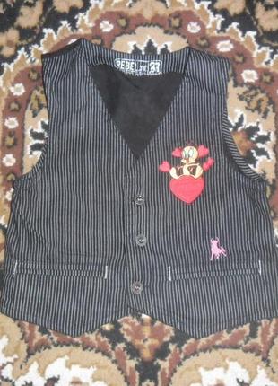 Ошатна жилетка для модника на 2/3 роки