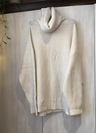 Объемный свитер