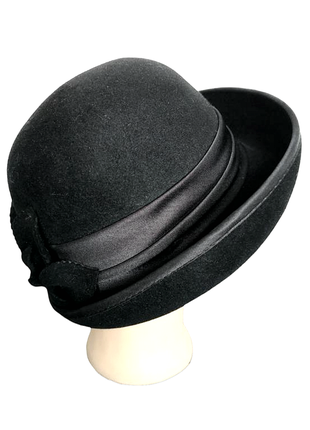 Стильний класний чудовий вишуканий чорний вінтажний ретро капелюшок капелюх вінтаж кролячий пух