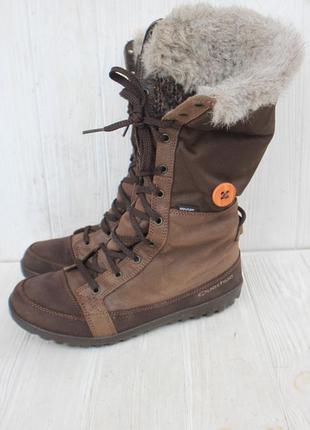 Зимові черевики quechua франція 38,5р непромокаючі3 фото