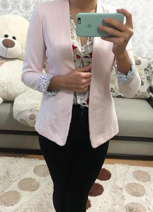 Піджак xs-s пудра