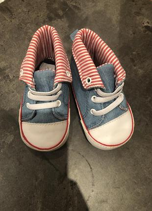 Кеды на малыша 6-9 месяцев