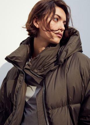 Куртка-пуховик великого розміру з плетеної тканини. комір-стійка, знімний капюшон4 фото