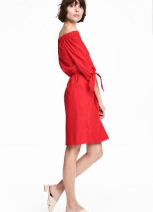 Червоне бавовняне плаття h&m з відкритими плечиками.2 фото
