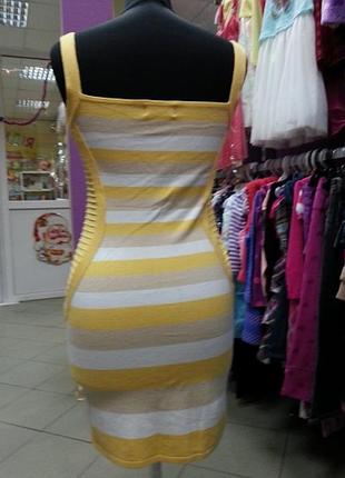 Платье с утягивающим эффектом 3