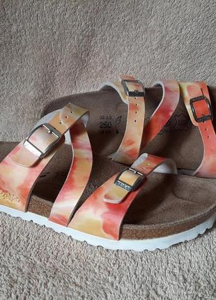 Шльопанці birkenstock р. 39 устілка 25 см