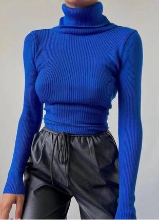 Базовий жіночий гольф в рубчик однотонний светр з високою горловиною