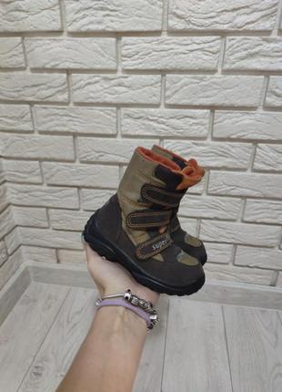 Зимние ботинки