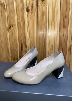 Туфлі жіночі4 фото