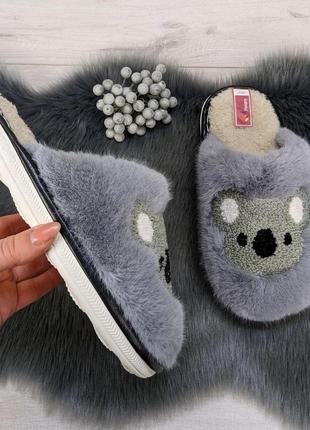 Тапочки жіночі домашні хутряні з коалою сірі 4350