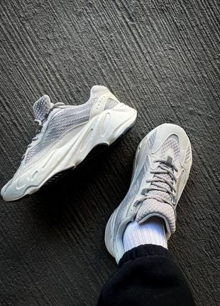 Мужские кроссовки yeezy 700 v2 static8 фото