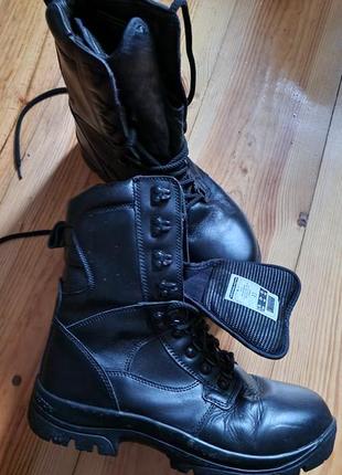 Брендовые фирменные английские тактические кожаные берцы ботинки magnum, оригинал, новые, размер 42,5-43.4 фото