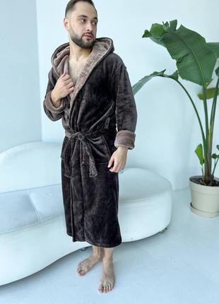 Теплый махровый мужской халат с поясом и капюшоном5 фото