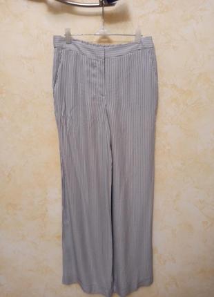 Шикарные вискозные брюки палаццо hugo boss