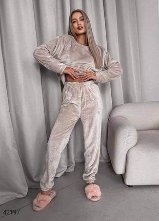 Махрова тепла жіноча піжама2 фото