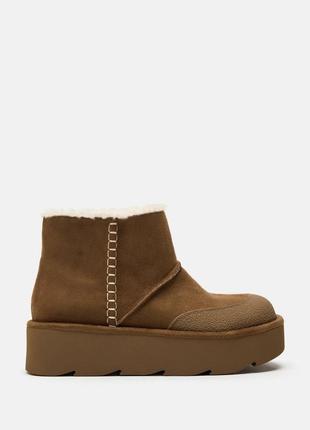 Zara ботинки женские на высокой платформе ugg7 фото