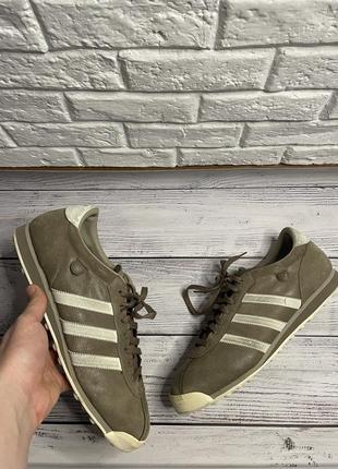 Кроссовки adidas chile 62