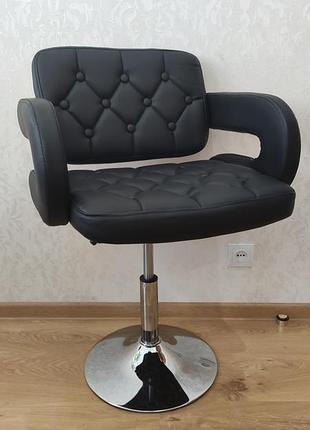 Кресло парикмахерское, барное, визажное, на колесах
