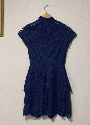 Эффектное синее кружевное платье с бирками6 фото
