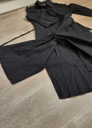 Чёрное платье рубашка в тонкую полоску6 фото